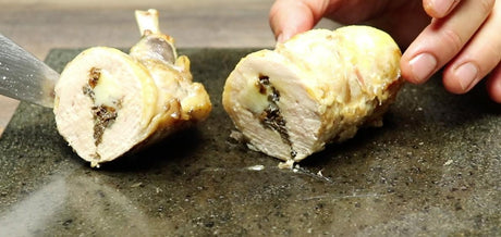 Suprême de Pintade farci au comté et morilles