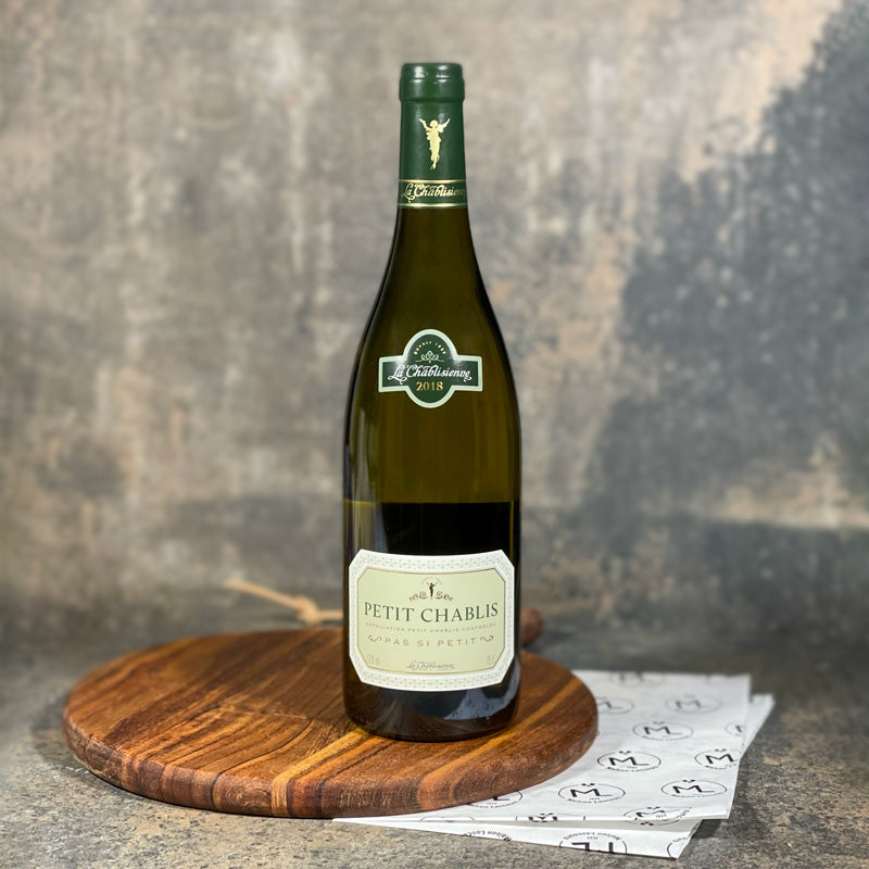 Petit Chablis Pas Si Petit - La Chablisienne