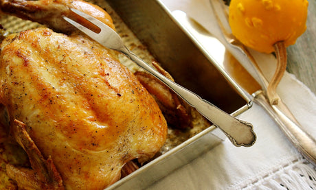 Poularde fermière contisée aux cèpes