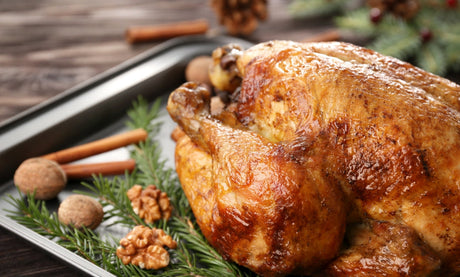 Chapon fermier de Noël rôti aux marrons
