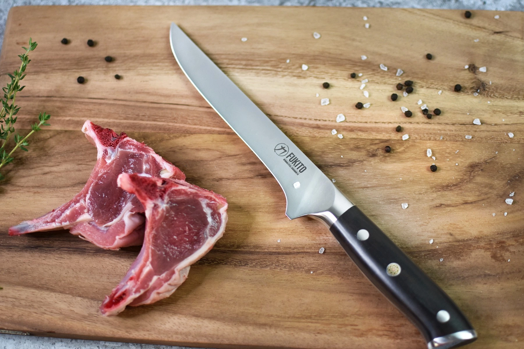 Comment choisir son couteau à viande ? - Maison Lascours